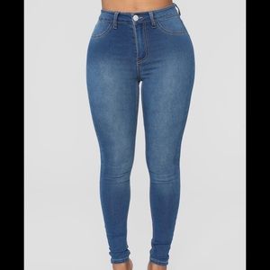 Fashion Nova Friends w/ benefits High Rise Jeans